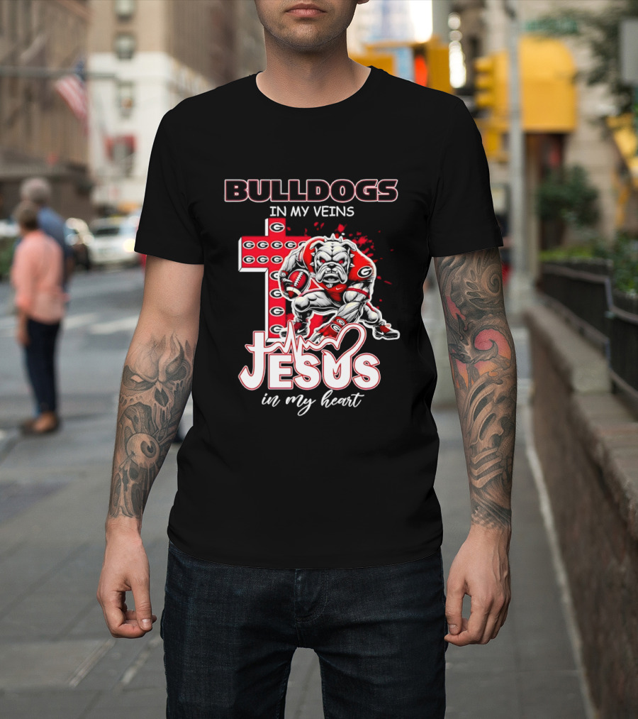 Bulldogs In My Veins Jesus In My Heart Cross Shape T-Shirt