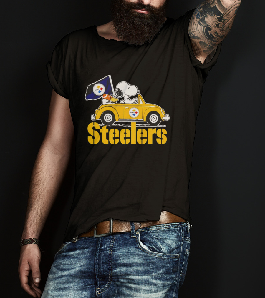 Pittsburgh Steelers Snoopy Woodstock Driving Yellow Car T-Shirt