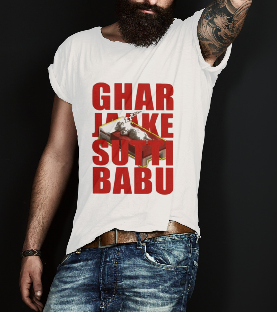 Ghar Jaake Sutti Babu Sleeping Cat On Bed ZZZ T-Shirt