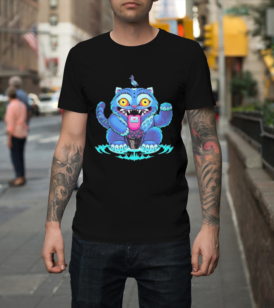 Lucky Derpy Cheshire Cat Maneki Neko Fusion Vibrant Blue T-Shirt