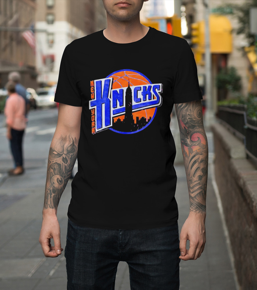 New York Knicks NBA Old School Basketball Skyline 2026 T-Shirt