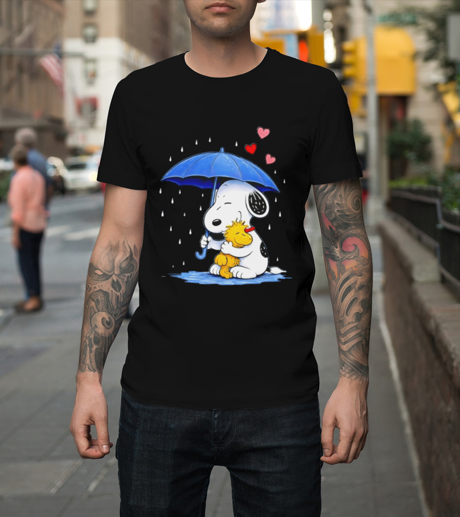 Snoopy Woodstock Umbrella Hearts Rain Hugging T-Shirt