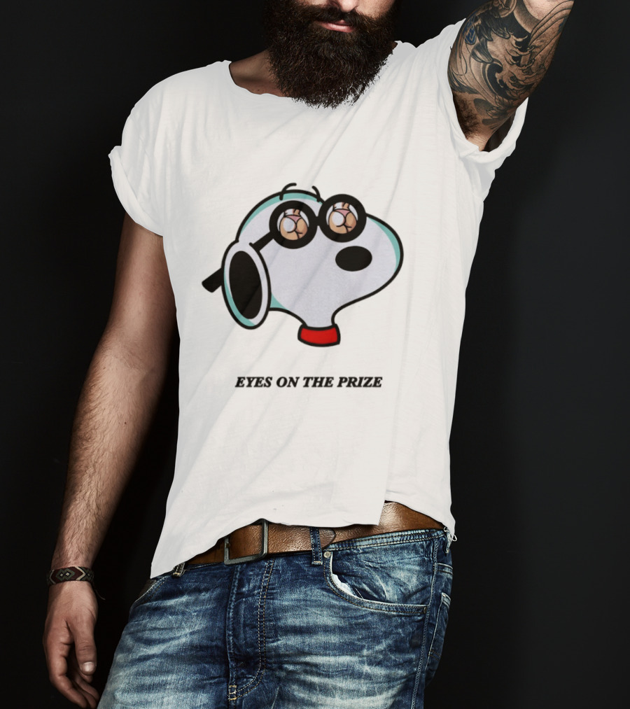 Snoopy Eyes On The Prize Vintage Peanuts Comic T-Shirt