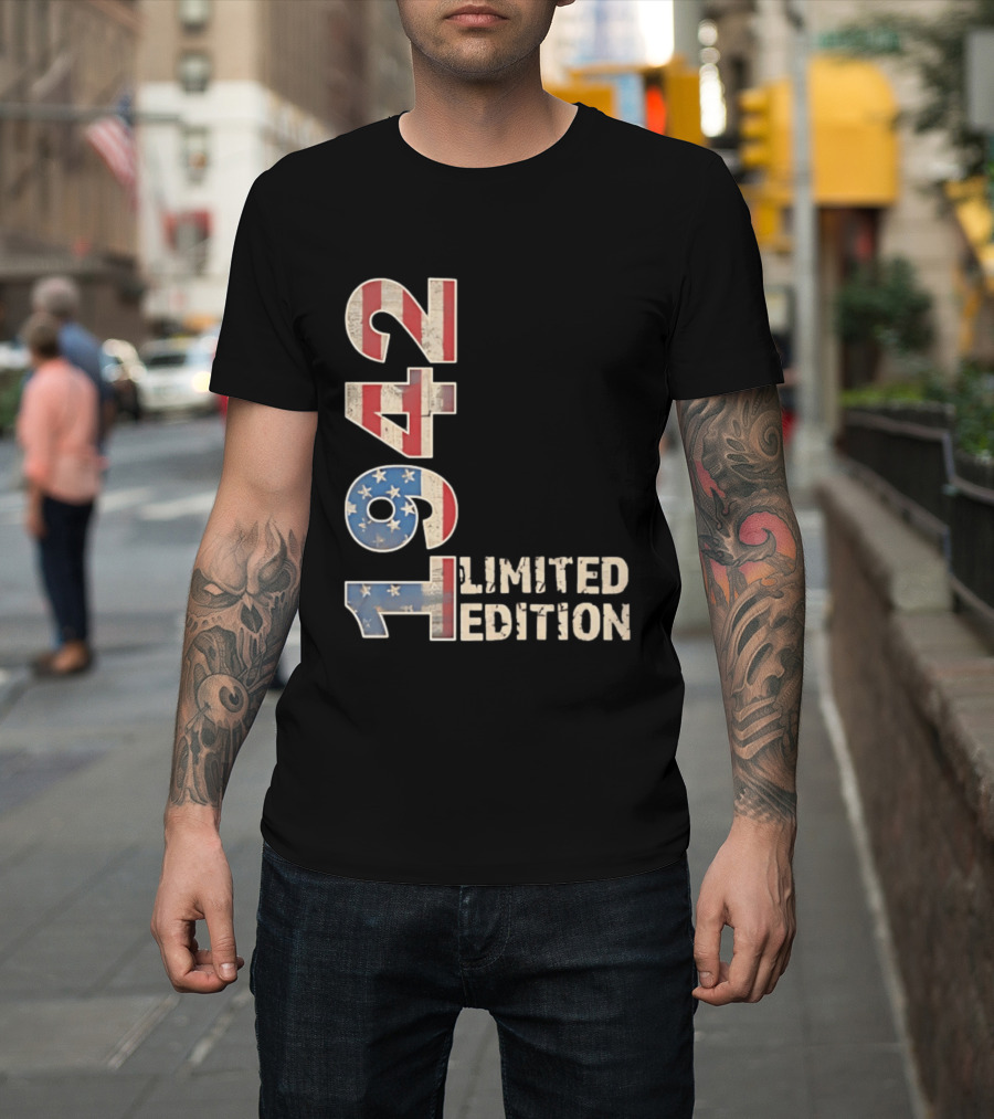 USA 1942 Limited Edition American Flag T-Shirt