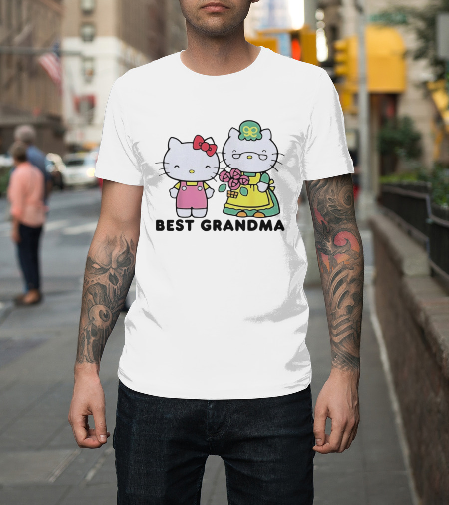 Hello Kitty Best Grandma With Flowers T-Shirt
