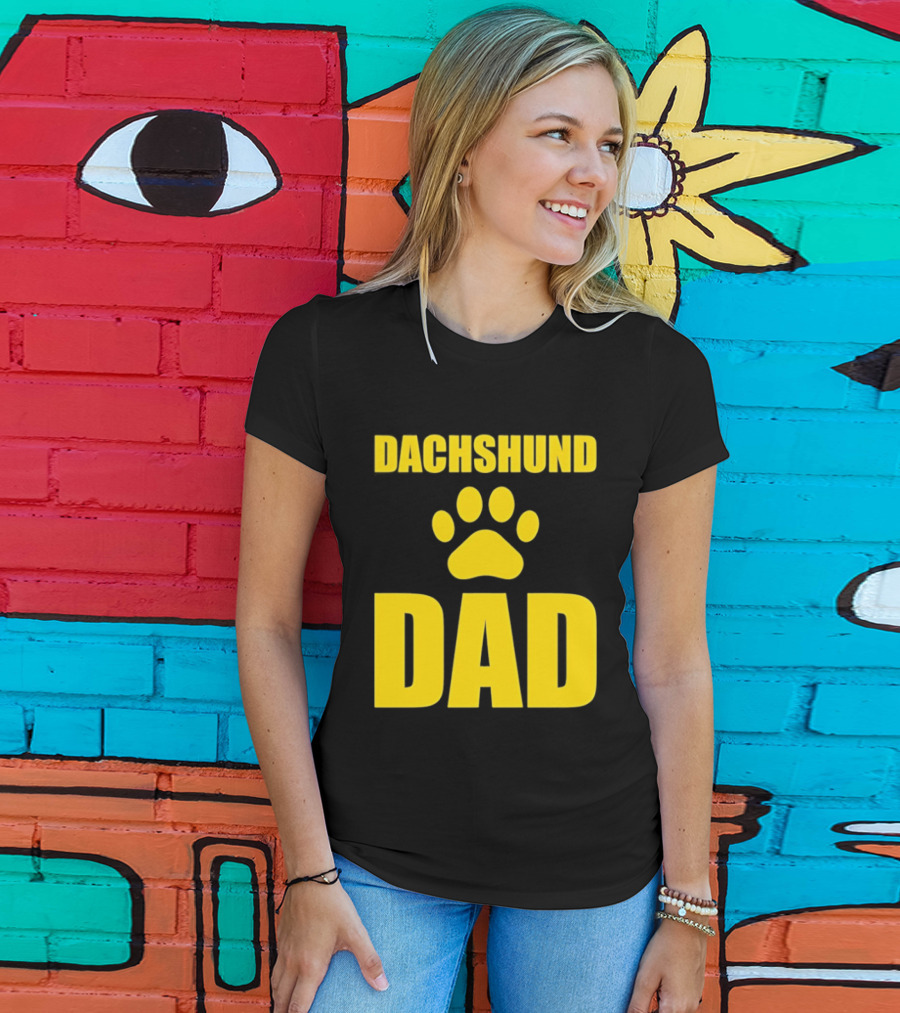 Dachshund Dad Wiener Dog Paw Print T-Shirt