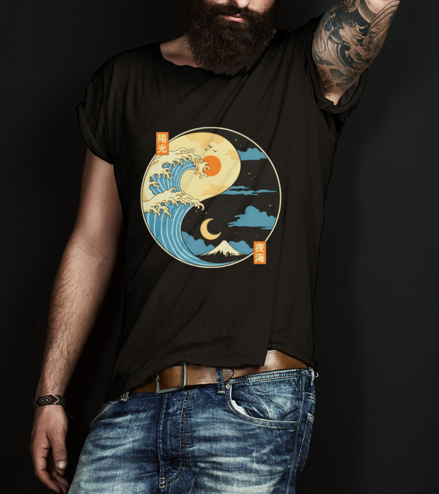The Great Wave Off Kanagawa And Mount Fuji Yin Yang Sun And Moon Balance T-Shirt