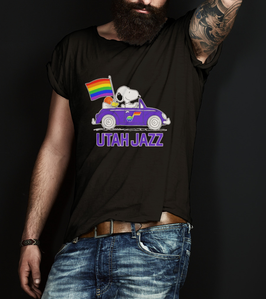 Utah Jazz Snoopy Woodstock Driving Rainbow Flag Car T-Shirt