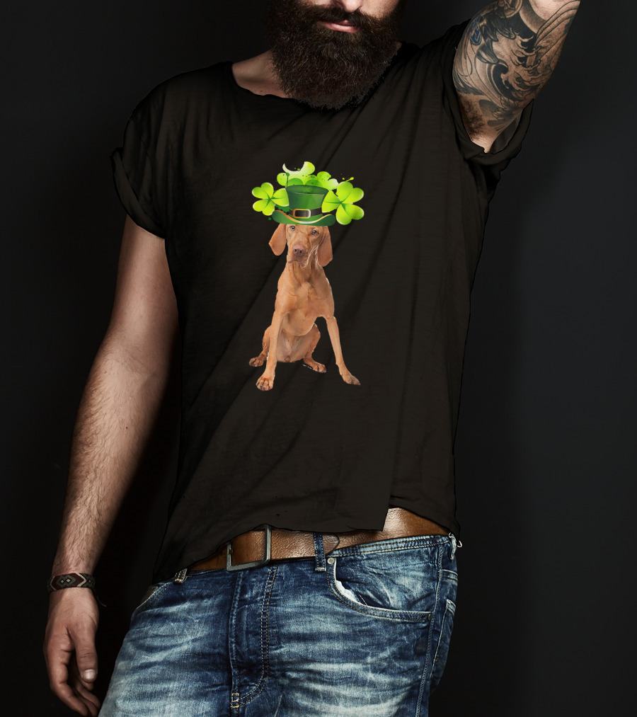 St Patricks Day Hungarian Vizsla Dog With Irish Clover Hat T-Shirt
