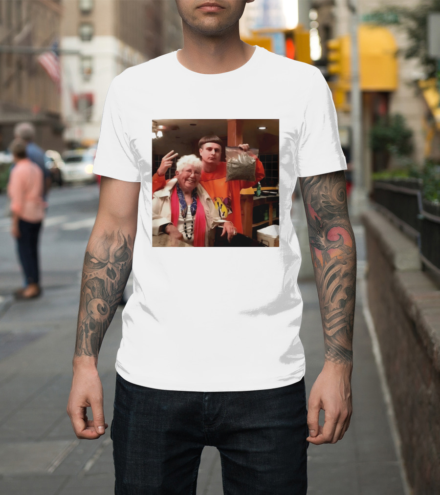 Oliver Tree Weed Grandma Memorial RIP Oliver Tree T-Shirt