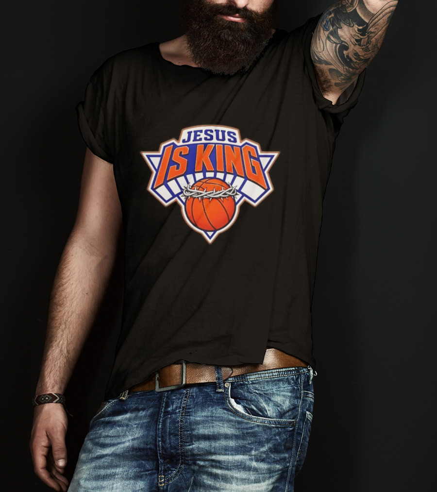 Jesus Is King New York Knicks Basketball Crowned Ball T-Shirt