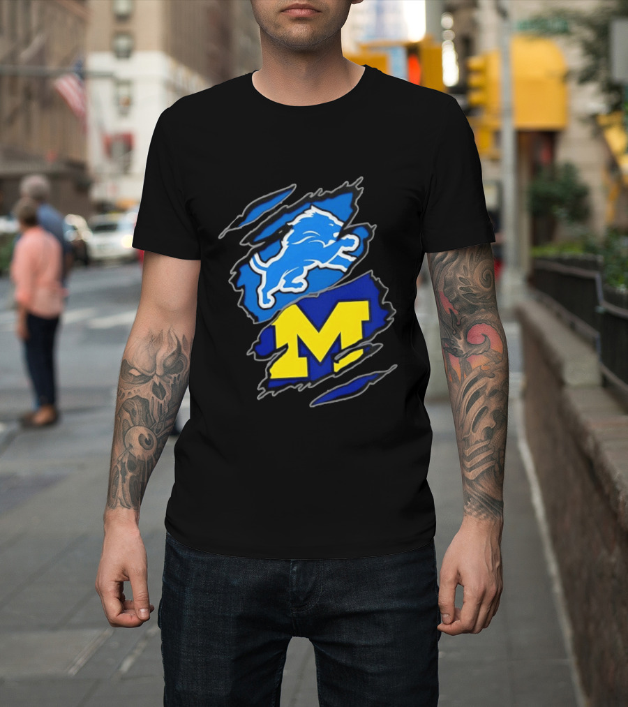 Detroit Lions Michigan Wolverines Two Teams One Heart Scratch T-Shirt