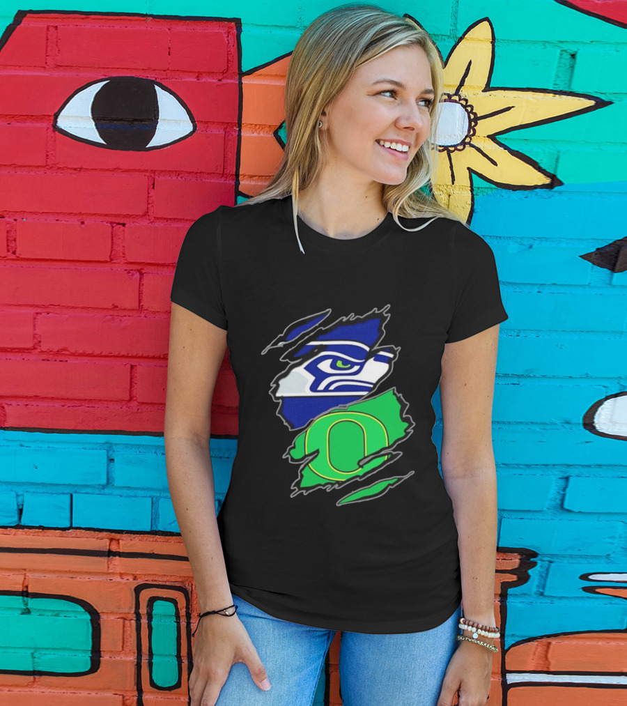 Seattle Seahawks Oregon Ducks Two Teams One Heart Scratch T-Shirt