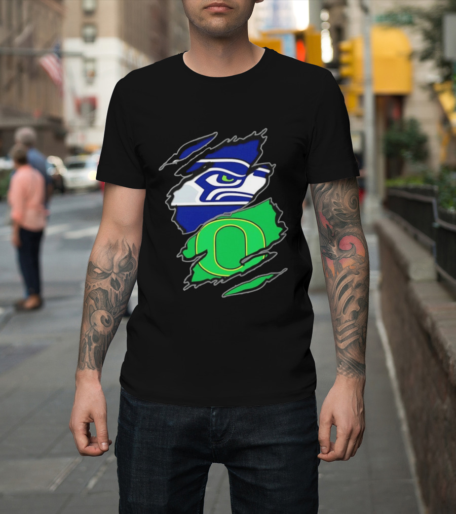 Seattle Seahawks Oregon Ducks Two Teams One Heart Scratch T-Shirt