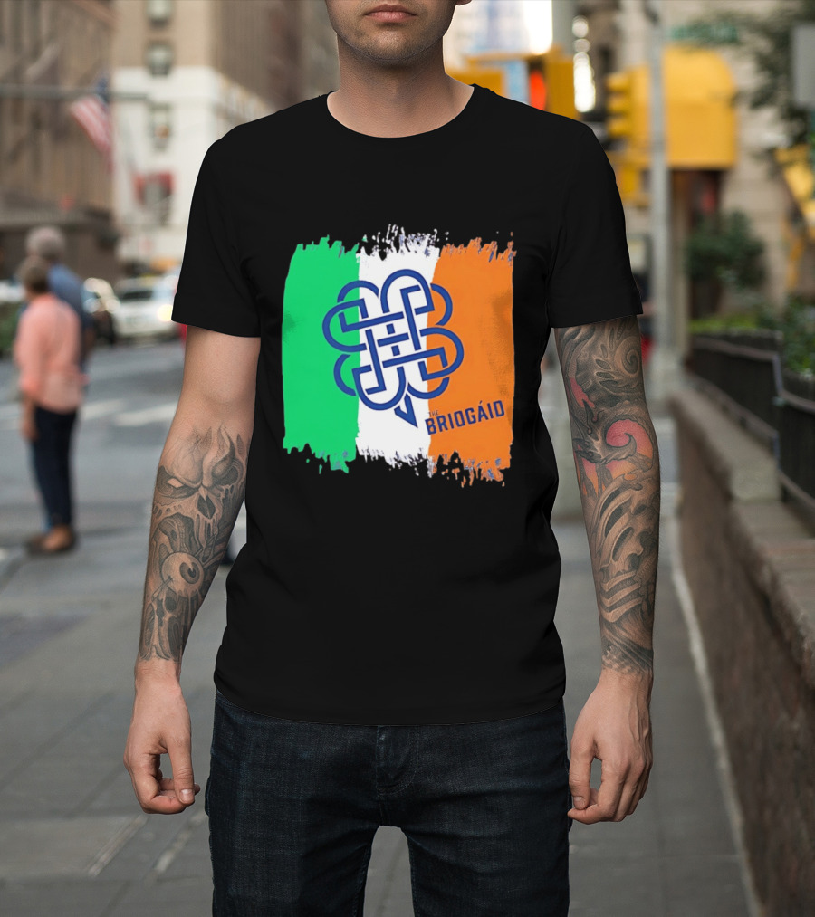 The Briogaid Irish Flag Celtic Knot Clover Ireland Shamrock T-Shirt
