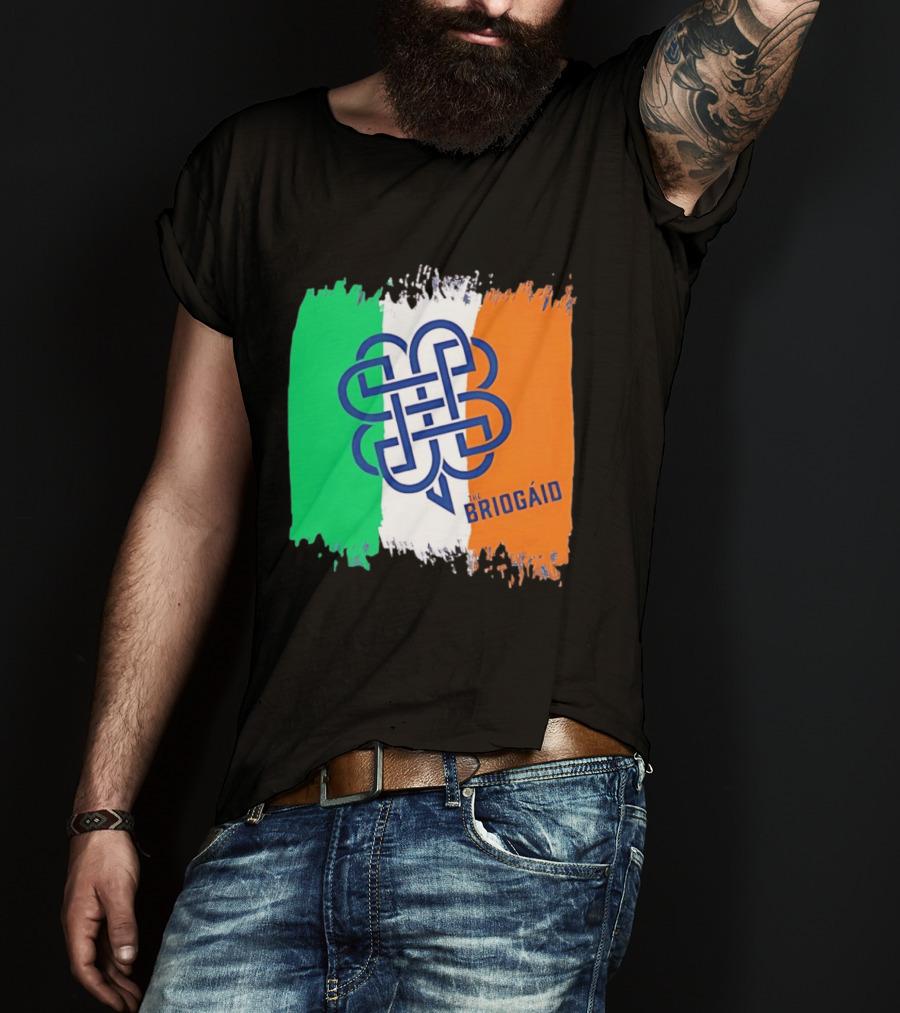 The Briogaid Irish Flag Celtic Knot Clover Ireland Shamrock T-Shirt