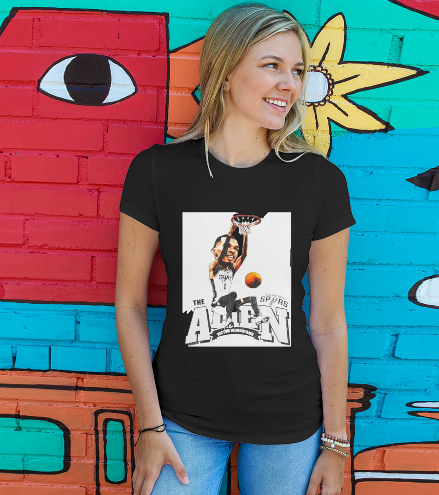Victor Wembanyama The Alien San Antonio Spurs Basketball T-Shirt