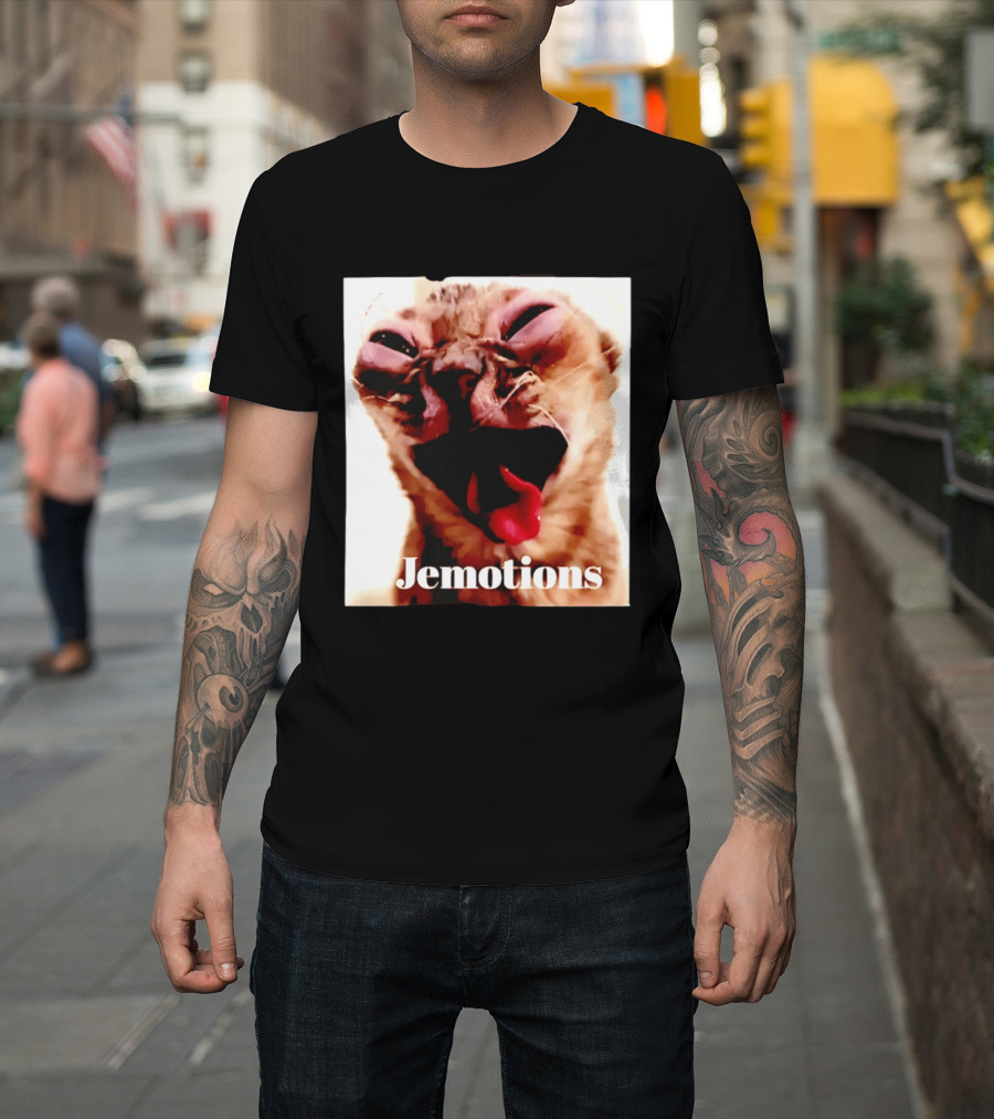 Jemotions Cat Funny Kitten Face Hilarious Expression T-Shirt