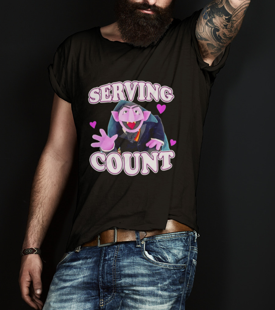 Serving Count Von Count Heart Purple Love T-Shirt