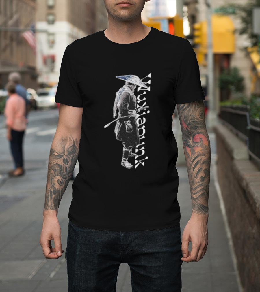 Straw Hat Wuxia Ronin Swordsman Wuxiapunk T-Shirt