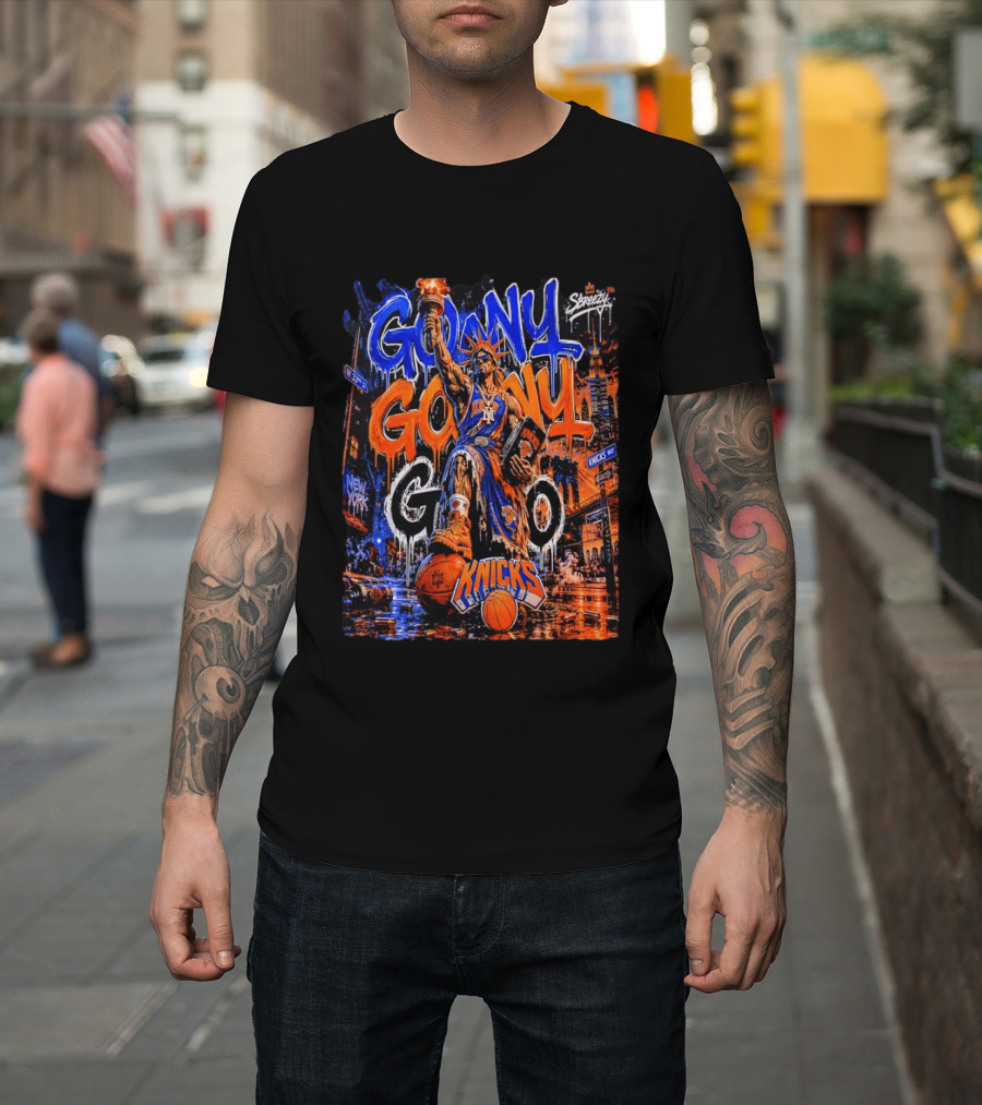 GO NY GO NY GO Knicks Basketball Statue Street T-Shirt