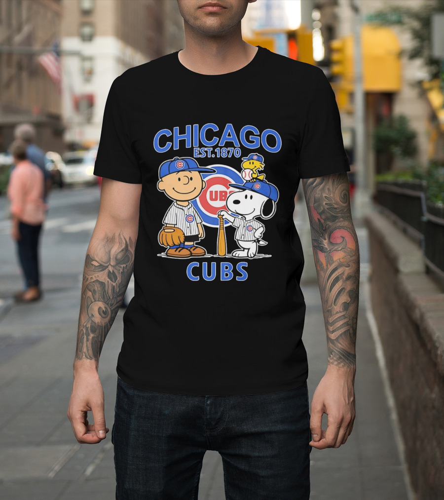 Peanuts Characters Snoopy Woodstock Charlie Brown Chicago Cubs Est 1870 T-Shirt