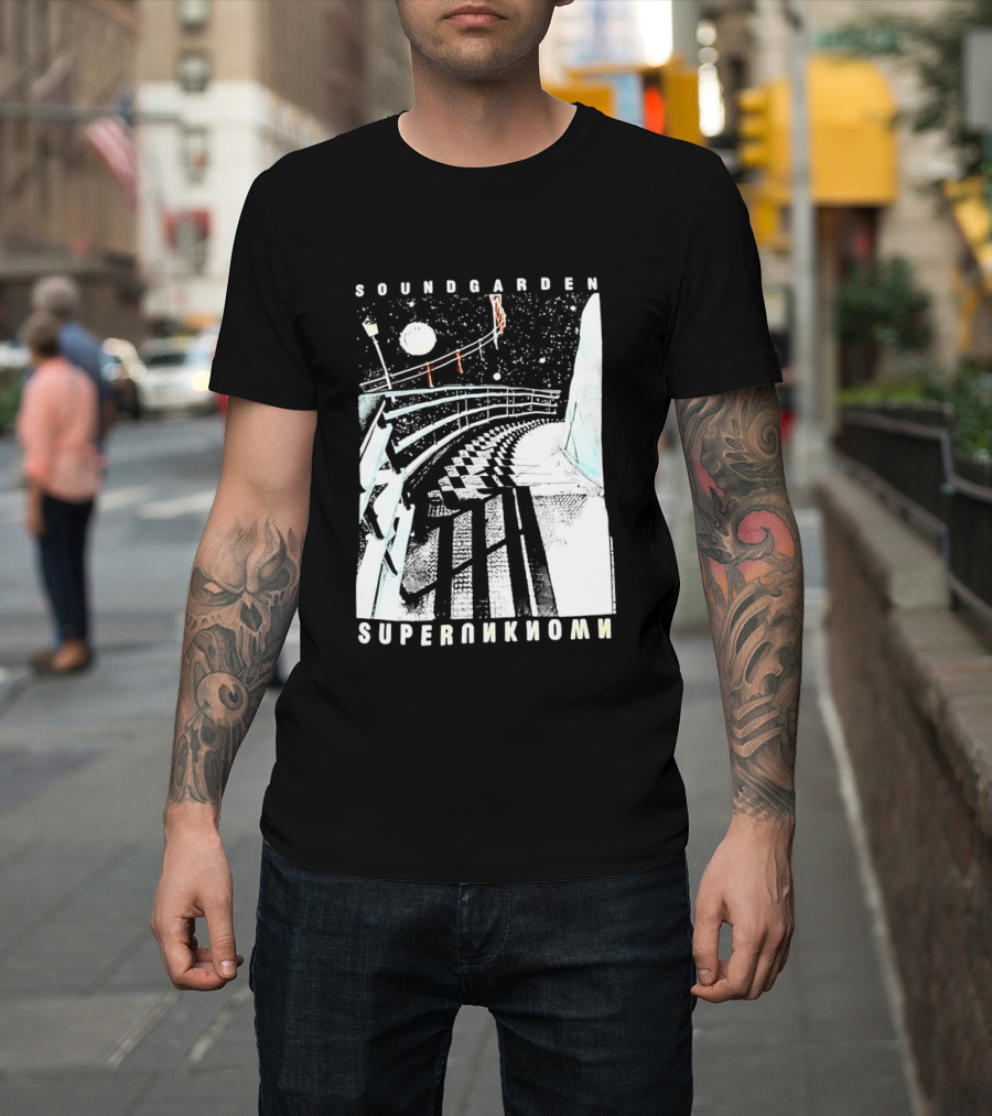 Soundgarden Superunknown Album Art Pathway Scene T-Shirt