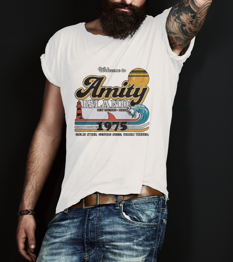 Welcome To Amity Island 1975 New England Massachusetts Lighthouse Wave Ocean Sun T-Shirt