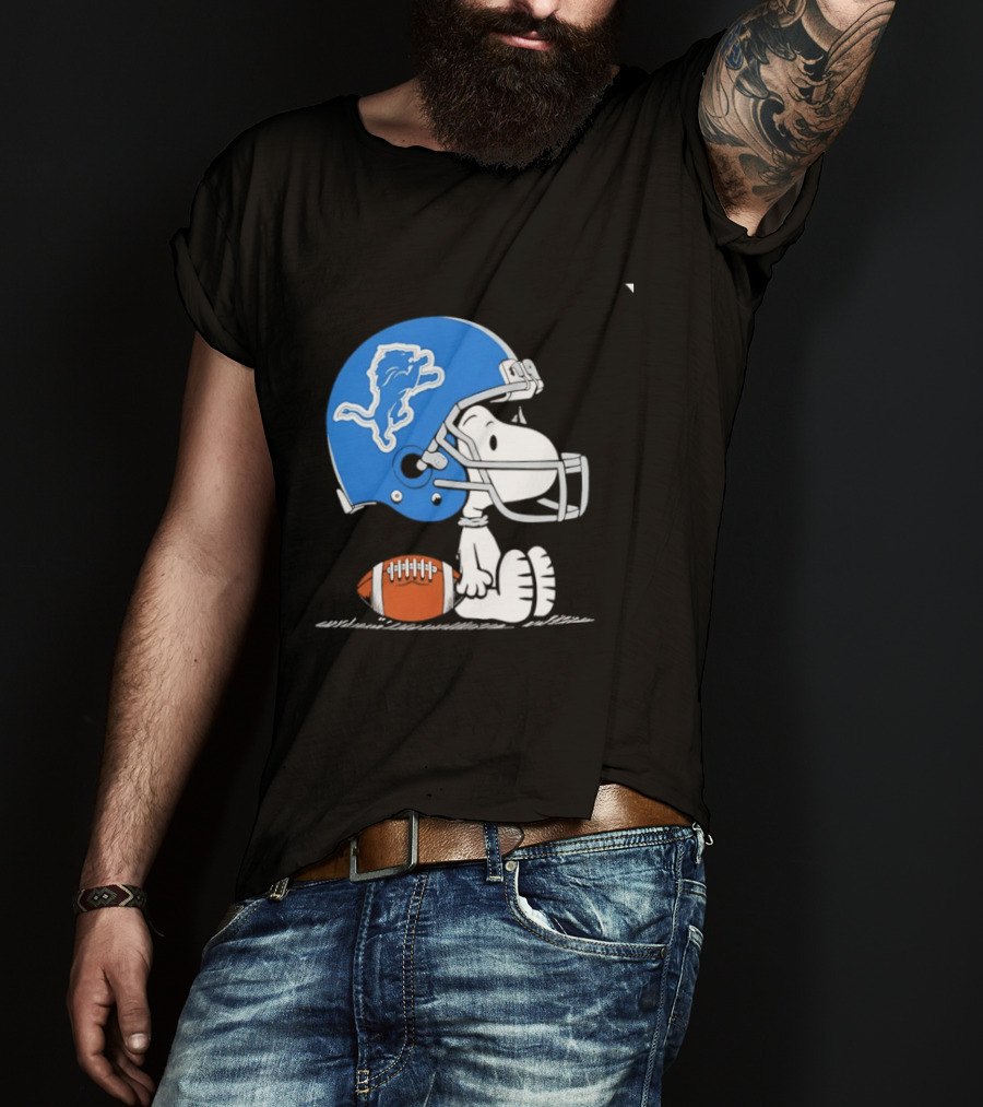 Snoopy Detroit Lions Football Helmet Collaboration NFL Peanuts T-Shirt