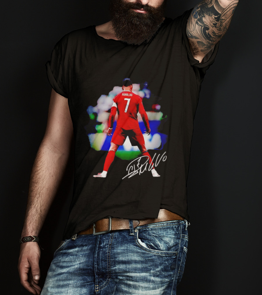 Ronaldo Number 7 Portugal National Team Jersey Photographic Arts With Autograph T-Shirt