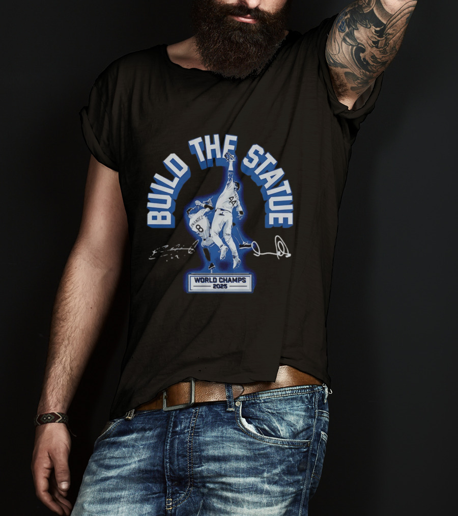 Build The Statue Hernández Pages World Champs 2025 T-Shirt