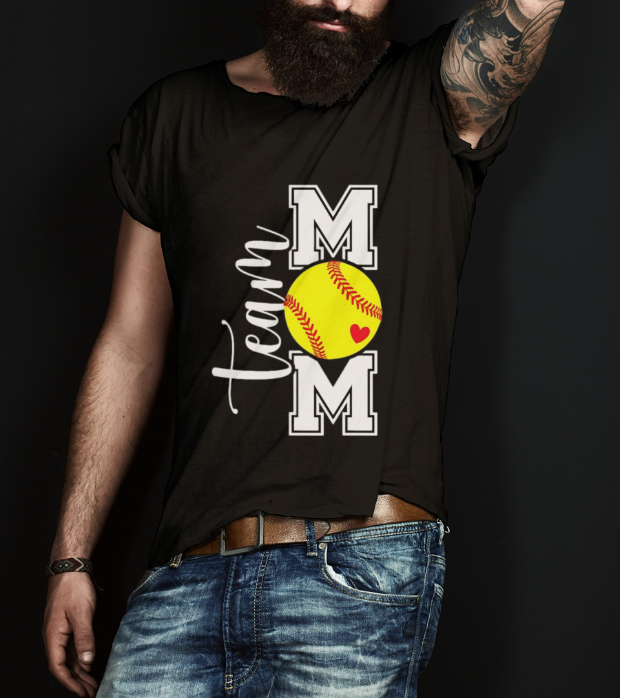 Team Mom Softball Yellow Heart Ball T-Shirt
