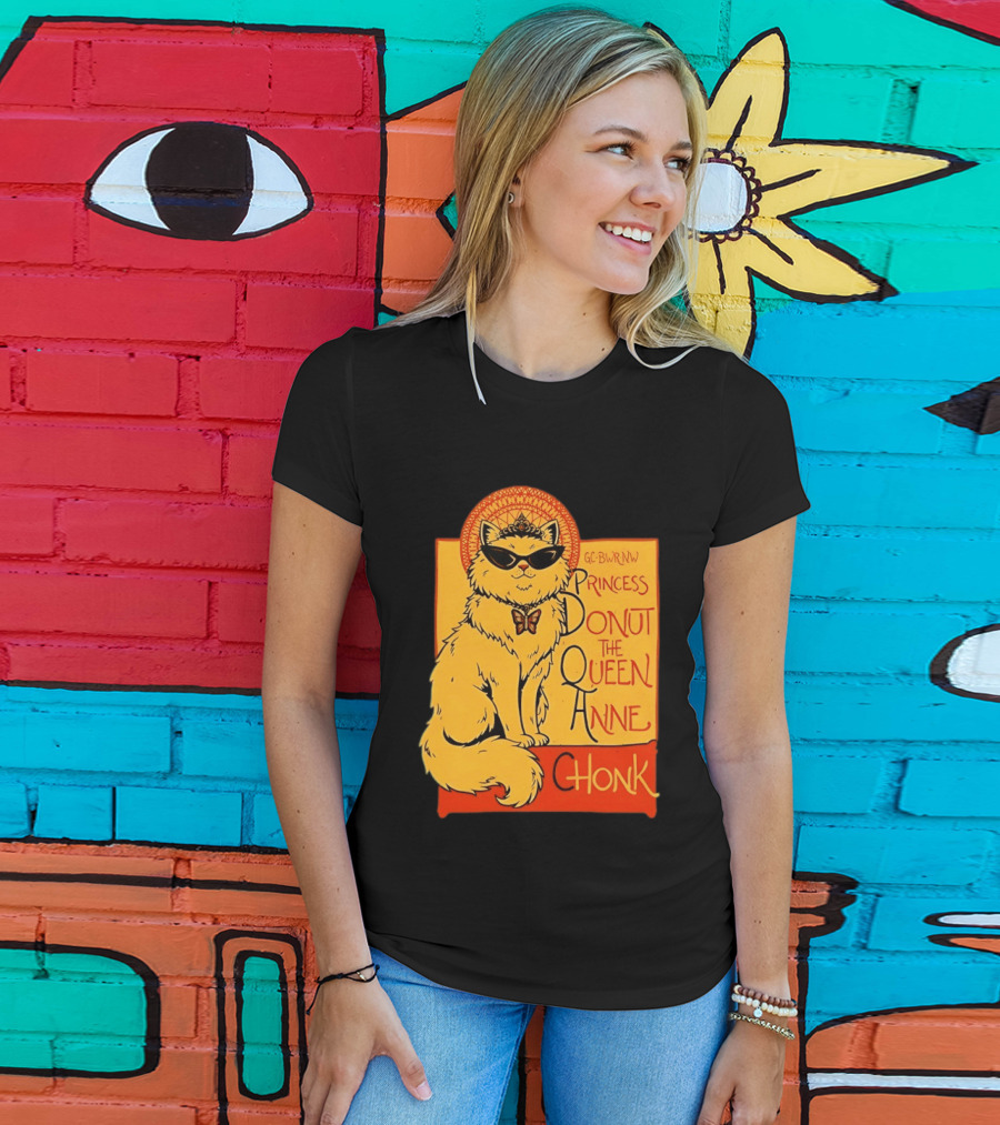 Princess Donut The Queen Anne Chonk Dungeon Crawler Carl Cat T-Shirt