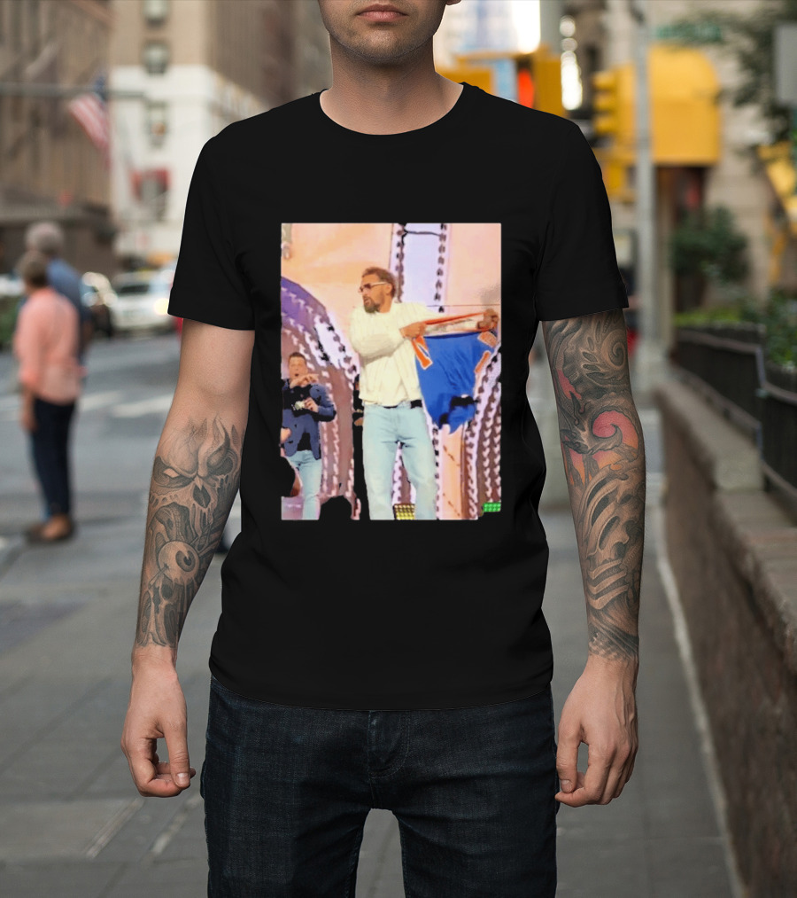 Trae Young Tears Jalen Brunson Jersey Knicks 2026 T-Shirt