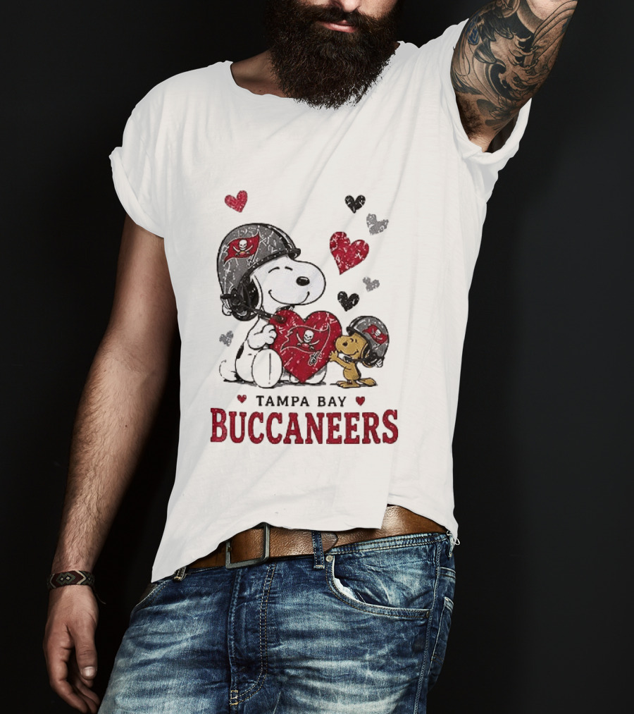 Tampa Bay Buccaneers Snoopy Peanuts Love Laughter T-Shirt