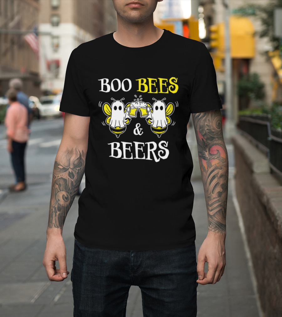 Boo Bees And Beers Halloween 2026 Bumblebee Ghosts Toasting T-Shirt