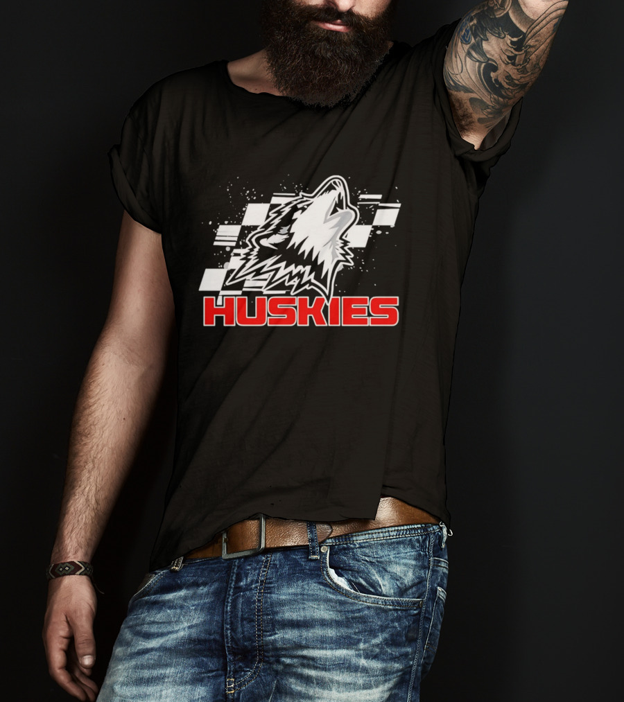 Huskies Howling Checkered Racing Flag T-Shirt