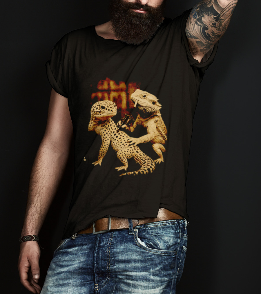 Leopard Gecko Tattoo By Bearded Dragon With Spray Paint Graffiti T-Shirt