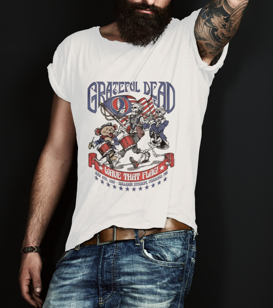 Grateful Dead Wave That Flag 4th Of July Sullivan Stadium Foxboro MA Bear Skeleton Jam Band Summer Concert T-Shirt