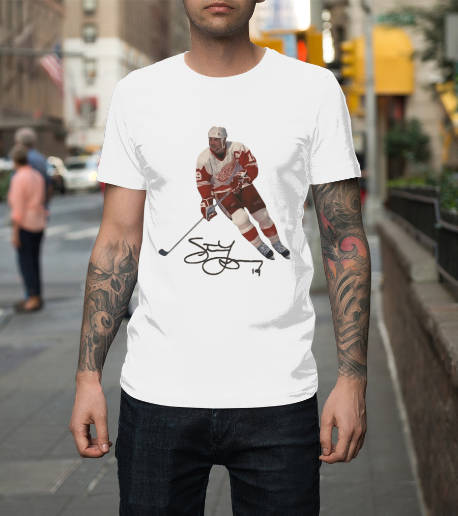 Steve Yzerman Detroit Red Wings Captain 19 Hockey Legend T-Shirt