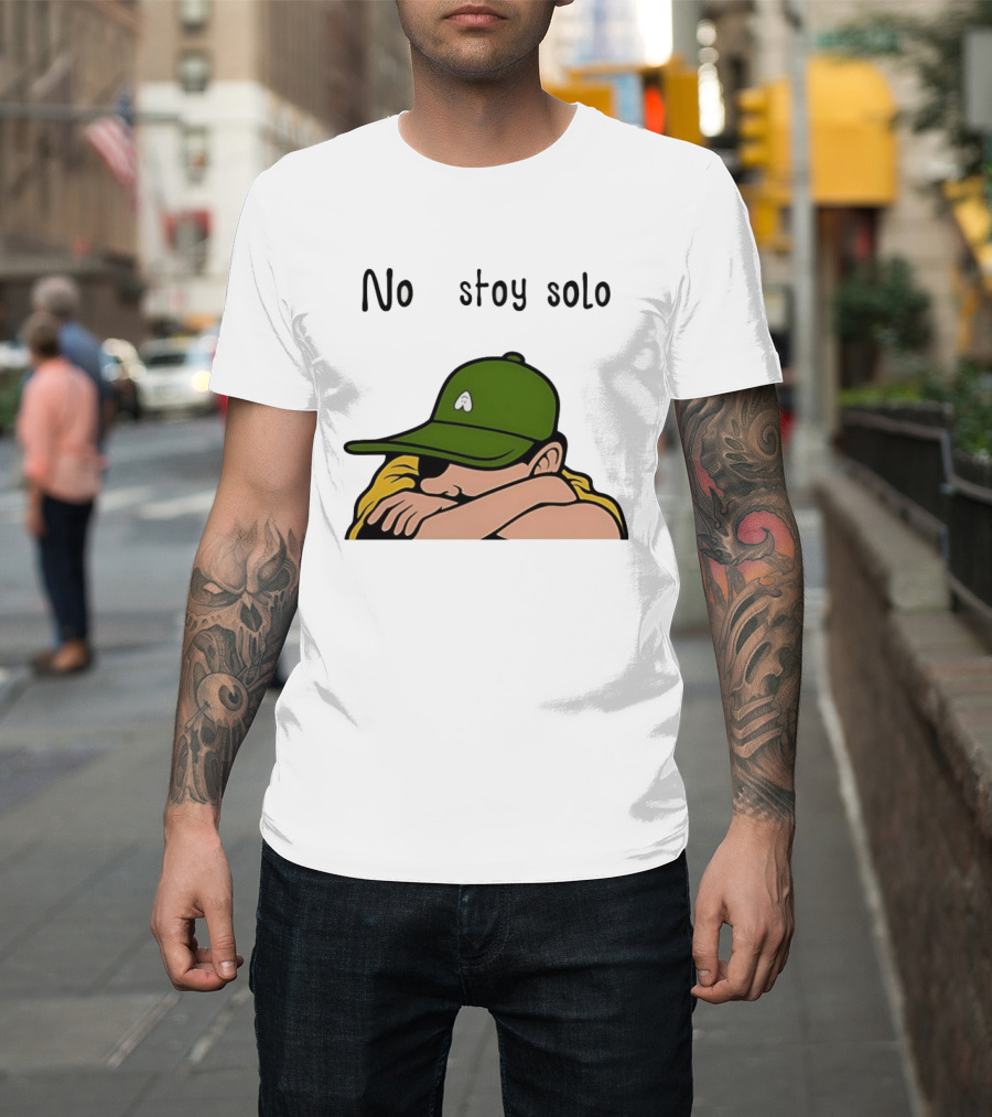 No Estoy Solo Anime Boy In Green Hat And Yellow T-Shirt