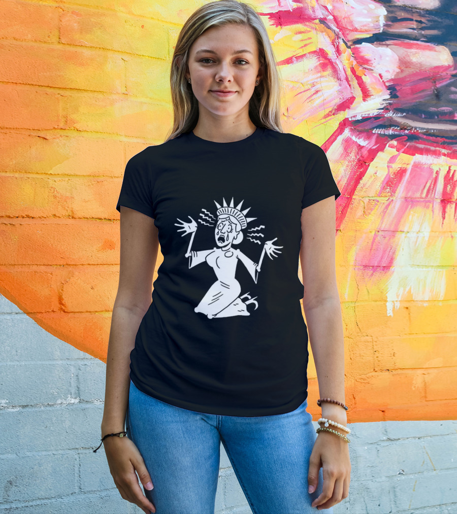 Lady Liberty Patriotic Panic Cartoon Sketch Yankee Doodle Distress T-Shirt