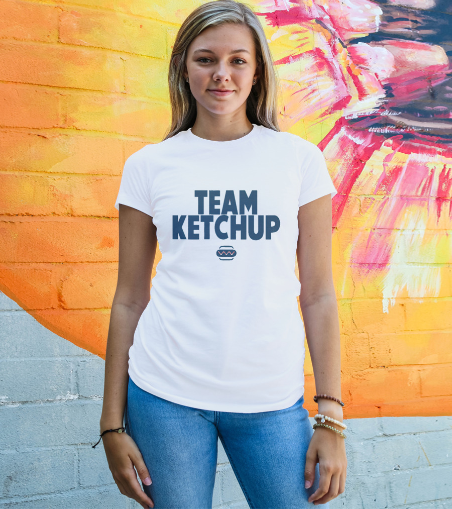 Team Ketchup Hot Dog Wavy Line T-Shirt