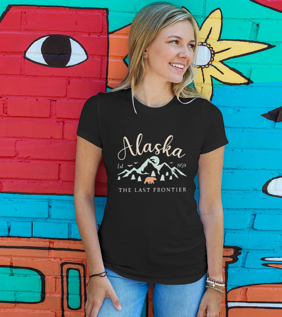 Alaska The Last Frontier Est 1959 Mountain Bear Scene T-Shirt