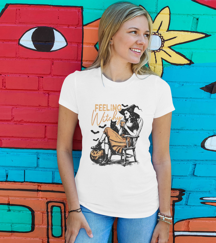 Feeling Witchy Witch With Pumpkin And Bats Halloween Vibes T-Shirt