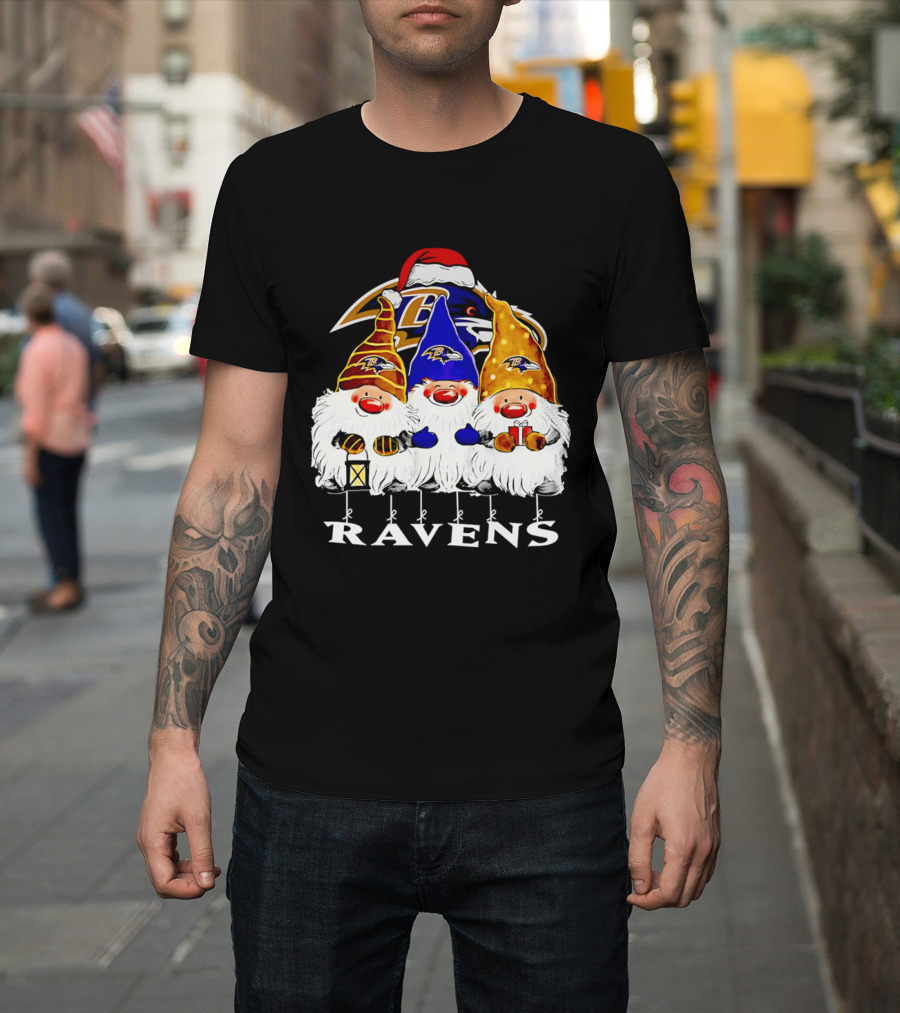 Gnomes Baltimore Ravens Christmas T-Shirt
