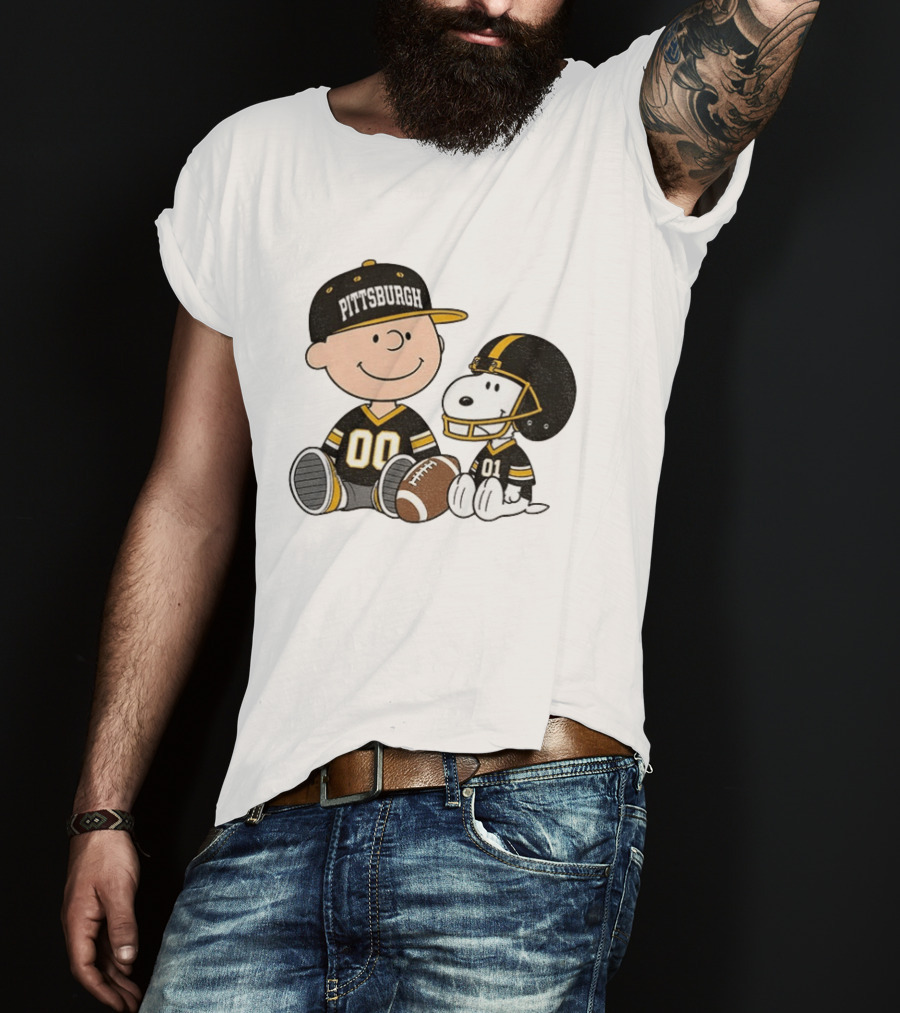 Pittsburgh Football Charlie Brown Snoopy Pigskin Player T-Shirt