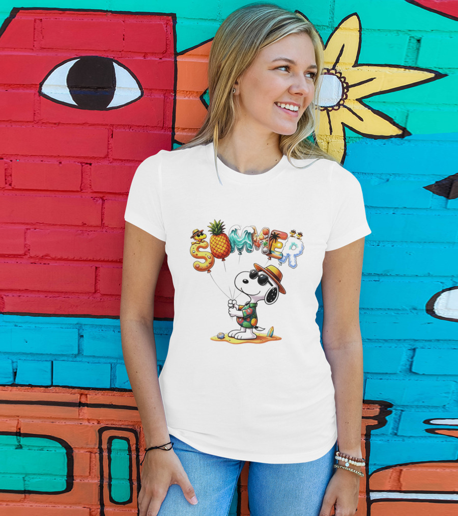 Snoopy Summer Sunglasses Pineapple Beach Balloons Fun T-Shirt