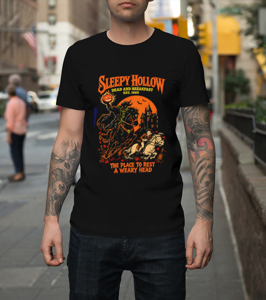 Sleepy Hollow Dead And Breakfast Est 1820 Headless Horseman The Place To Rest A Weary Head Halloween Pumpkin T-Shirt