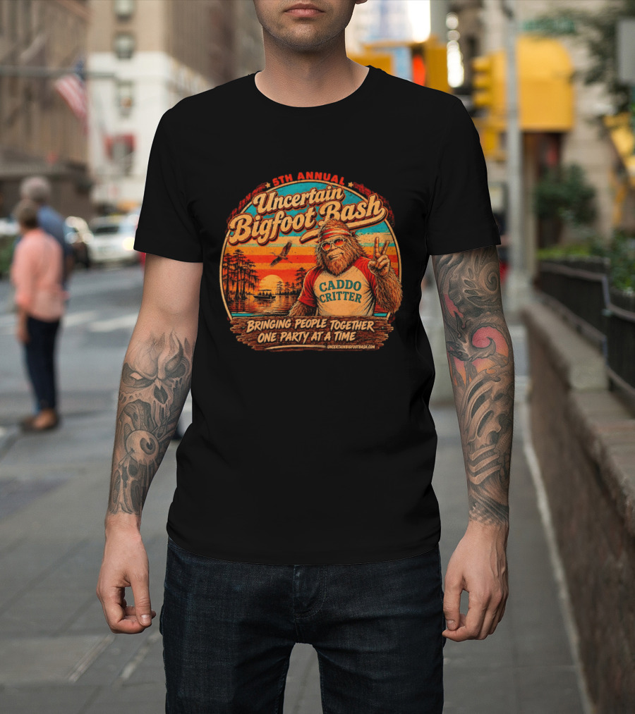 5th Annual Uncertain Bigfoot Bash Caddo Critter Bringing People Together One Party At A Time T-Shirt